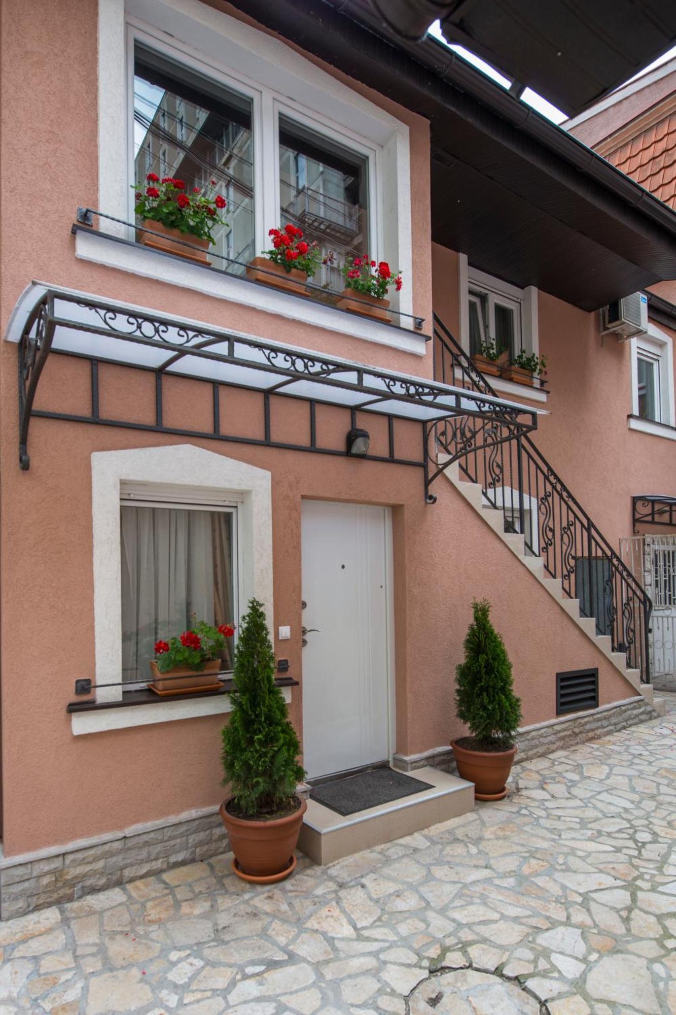 Apartments Jevtic بلغراد المظهر الخارجي الصورة